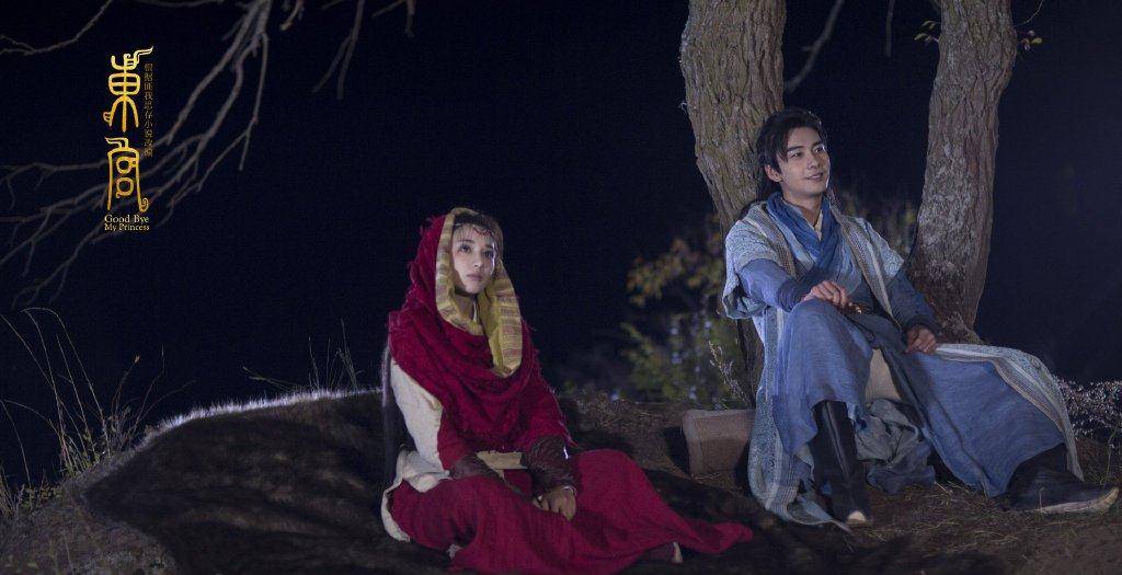 彭小苒|《东宫》热播，小枫一袭红衣明艳动人，45岁的杨恭如美貌如初！