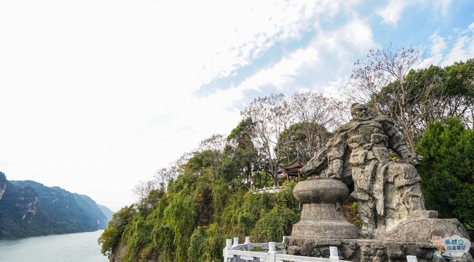 底蕴|三峡中极富人文底蕴的岩溶景观，形成于数亿年前，被古人喻为幻境