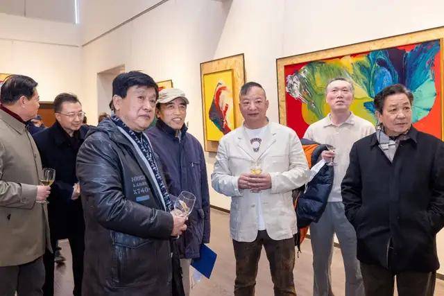 袁海龙先生,当代画家,艺术家.山东济南人,济南涌泉书院院长.