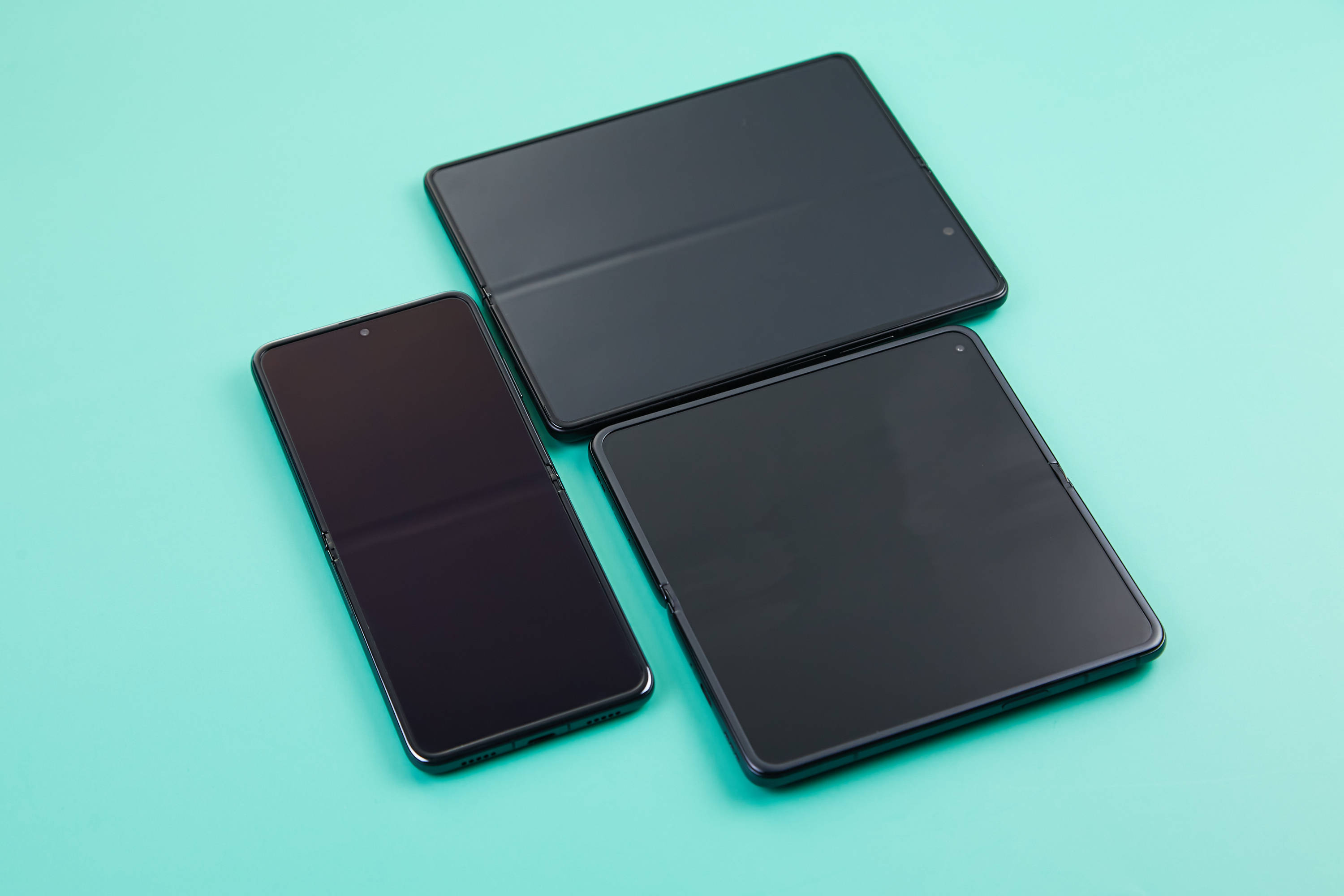 vivo折叠屏和oppo折叠屏对比 5544ffb17762496f84a6dd881ac9b83a.jpeg