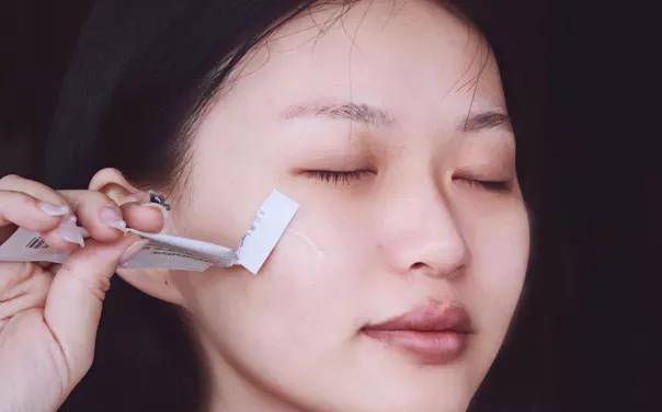 后首大S离婚后首露面,最新生图被疯传,这颜值唬到我了