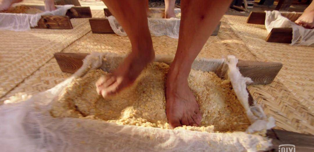 民国|《芝麻胡同》的京味幽默,犹如看了第一届民国逗哏大赛…