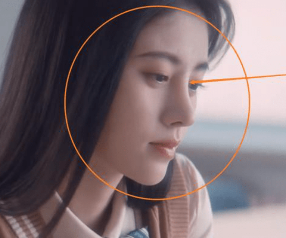 后遗症那些乱整鼻子的女星还好吗？后遗症一大堆，杨幂金晨都开始崩了