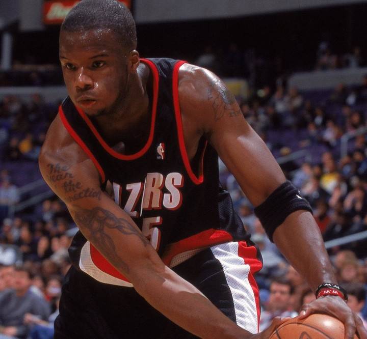 原创奥尼尔vs小奥尼尔对比39次交手数据才知道正品与高仿的差距