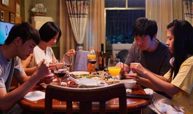 身份|张译看一集《对手》，就给郭京飞谭卓打电话提建议，原因够笑三天