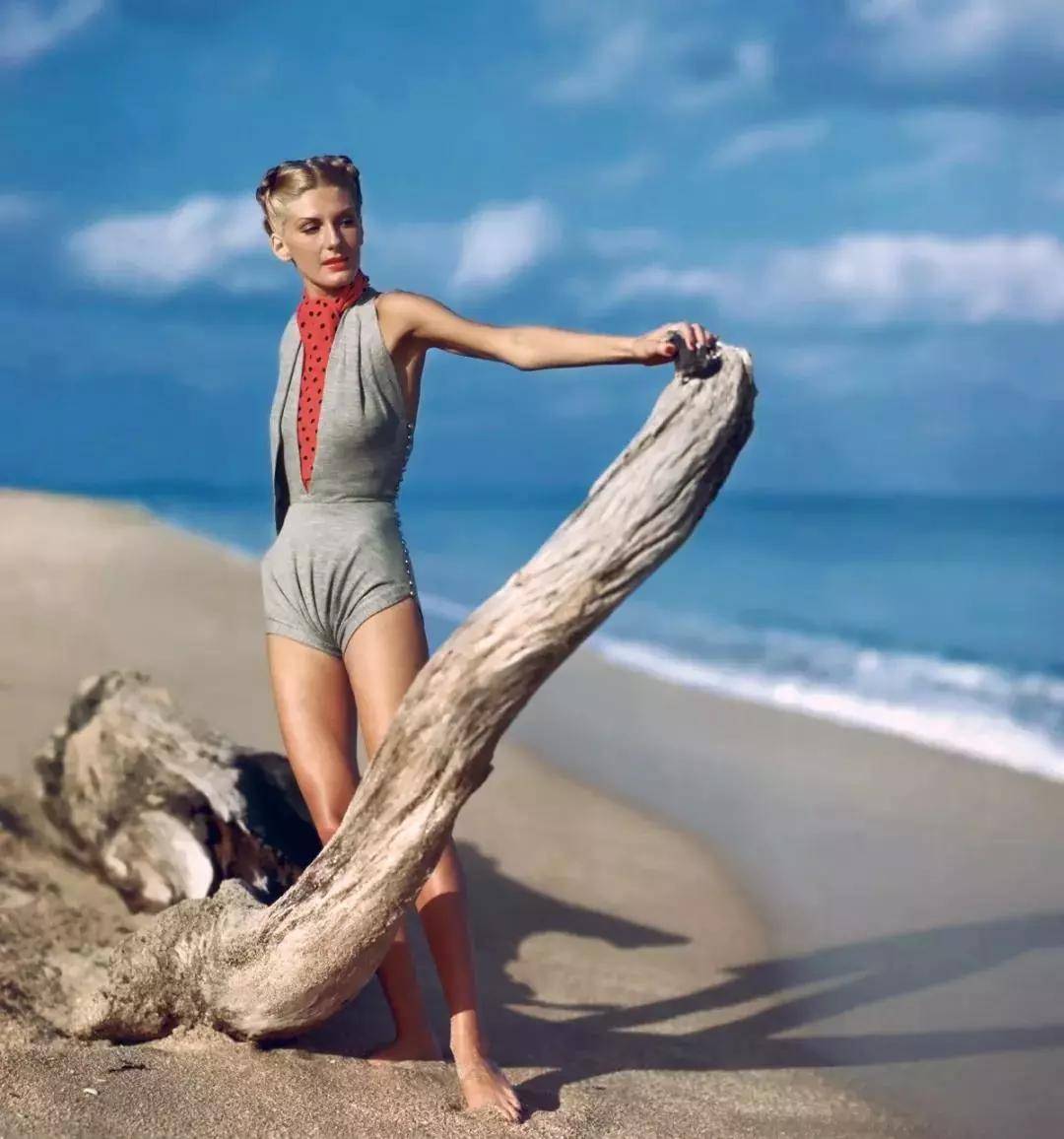 克莱尔_麦卡德尔_设计