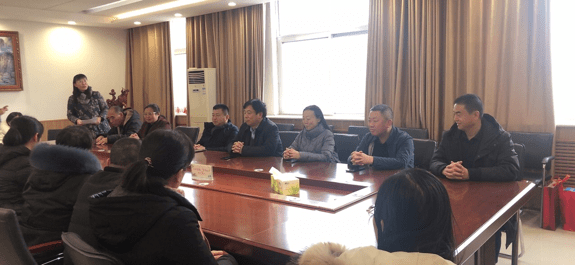 怎么当好中学的办公室主任 80dadb5eb56447a797da8d56eca70cc8.png