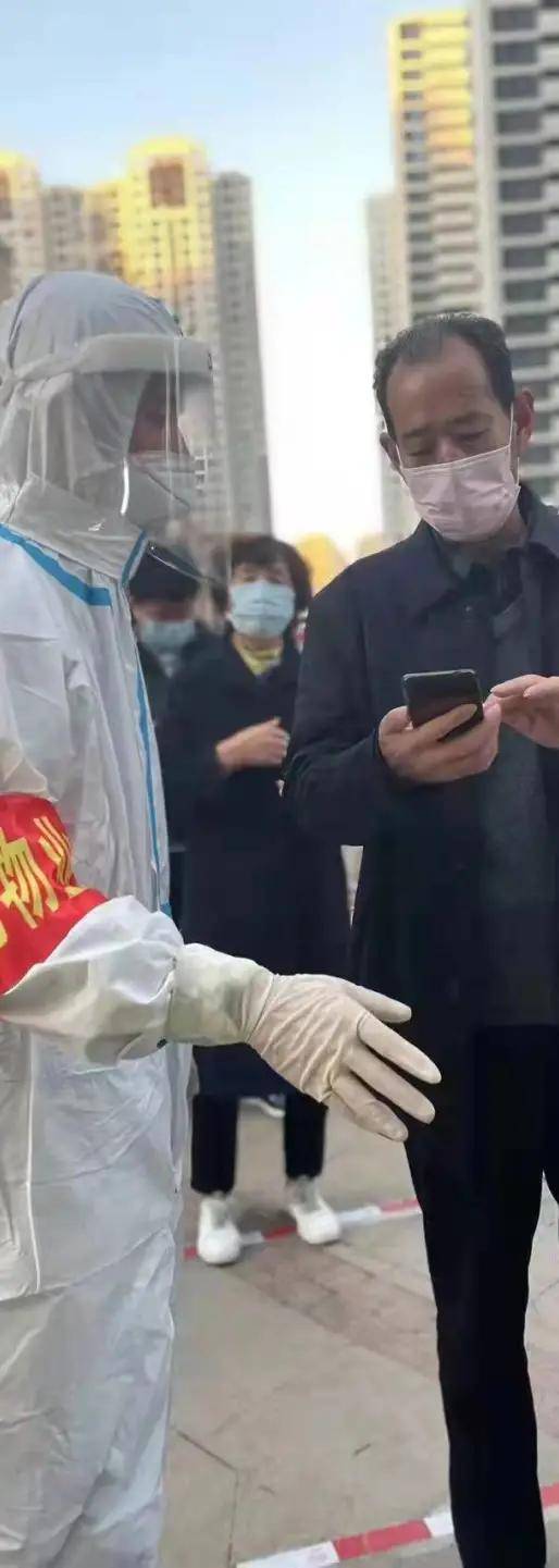 服务|金地智慧服务：西安物业人直面风险做好封控小区服务工作