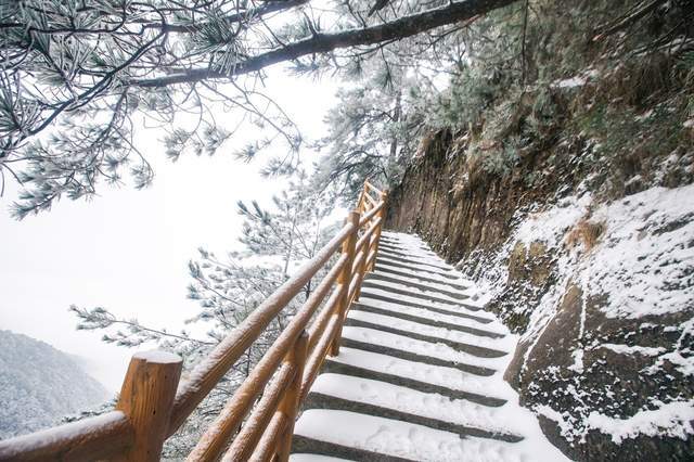 温泉之乡|元旦假期怎么过？一家人去明月山，滑雪泡汤还有雾凇美如仙境，离长沙仅3小时