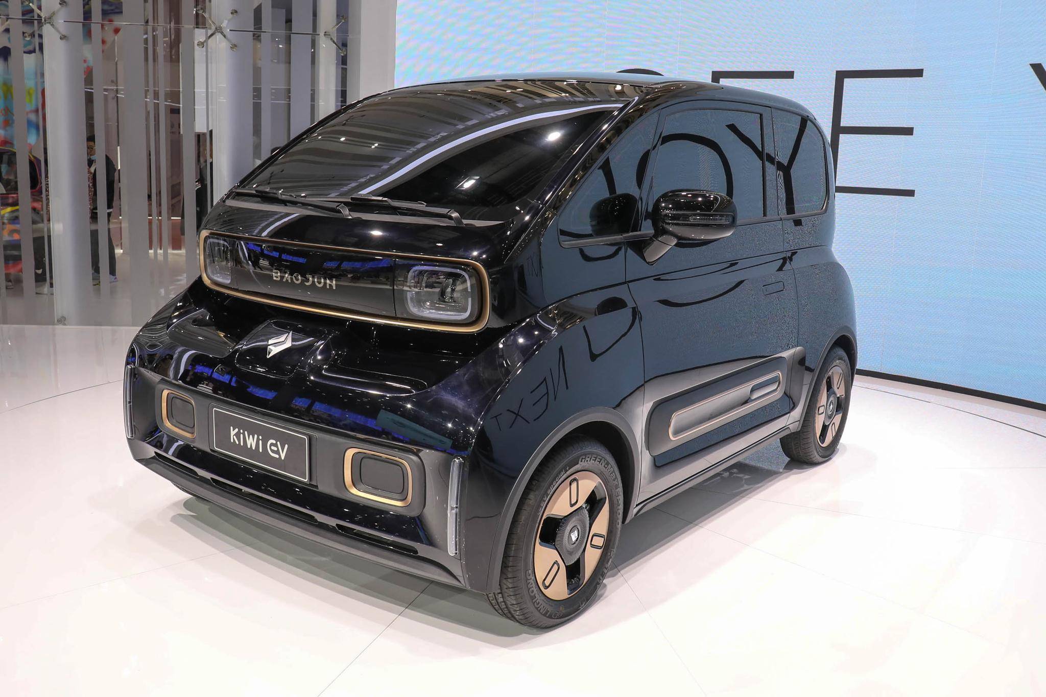 708万元起宝骏kiwiev轻享版上市配置缩水