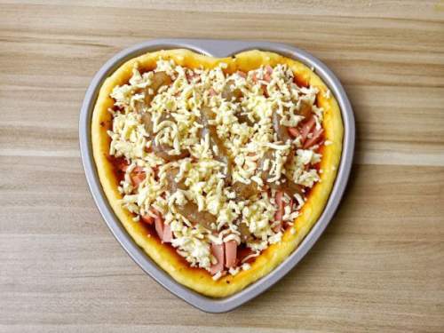 马苏|东盛澜小厨房丨海鲜火腿肠披萨