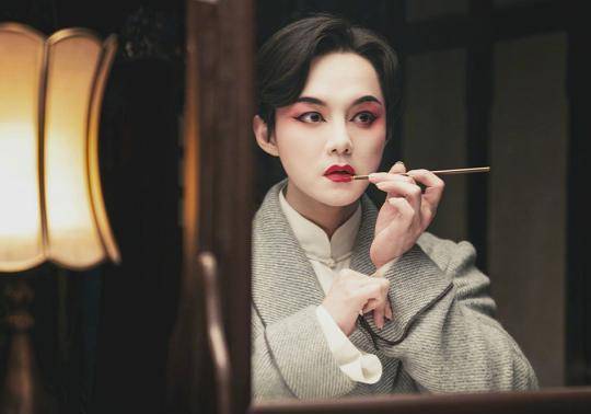 新作|于正终于“翻身”了，新作尹正穿女装网友惊艳，光看剧照就很好看