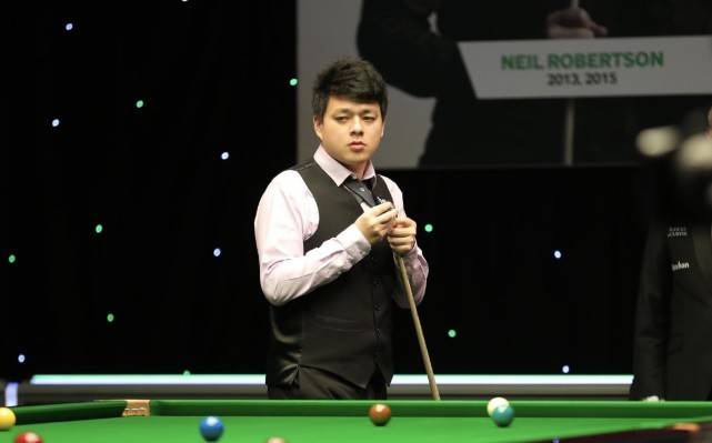 响声|中国名将3-1霸气夺冠，鲁宁故意墩球杆+挑飞母球，对手处处针对他