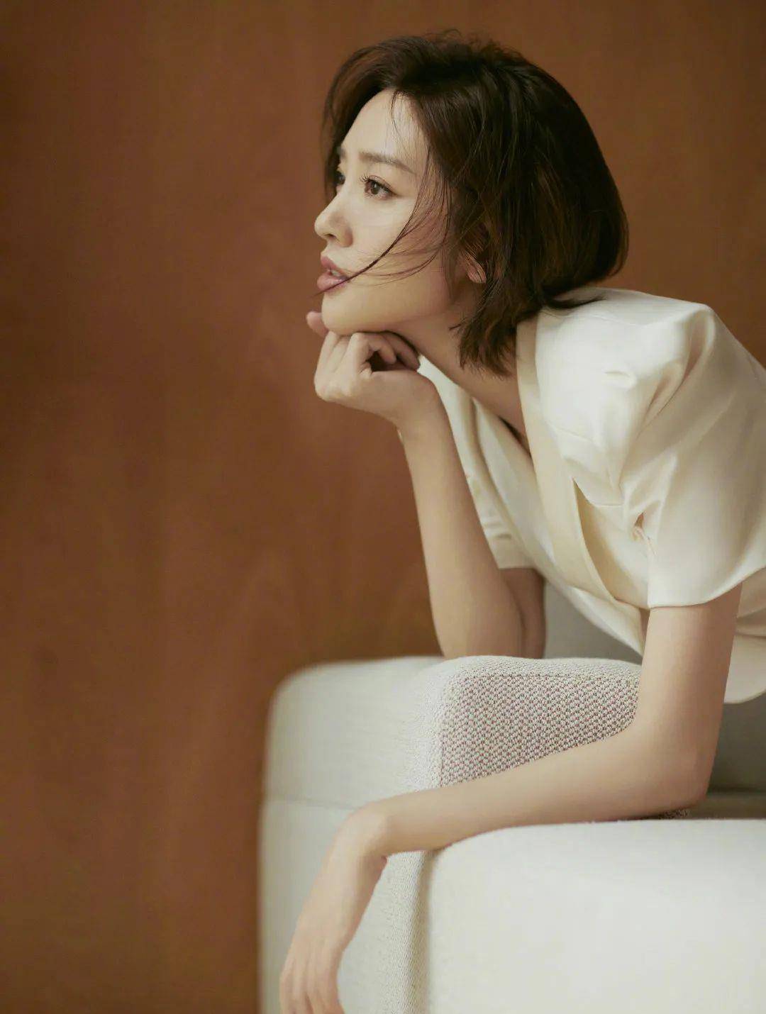 新垣结衣新垣结衣的脸怎么了？圆脸转型还是要看《小敏家》里的唐艺昕