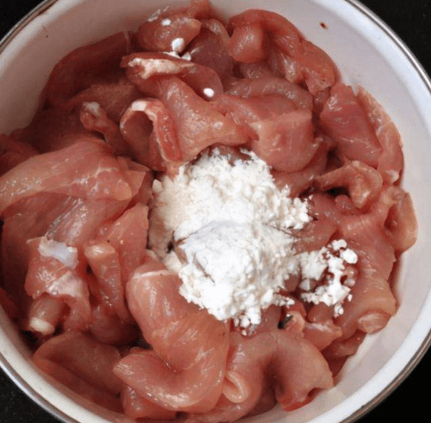 水煮肉片的肉怎么洗 6a30b99d36aa4f73961e51f5e8bb27f4.png
