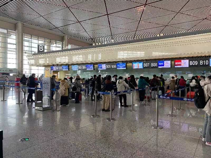 哈尔滨机场元旦假期运送旅客8万人次