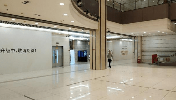 福建有个老牌商场曾经的它异常火爆如今却冷冷清清即将倒闭