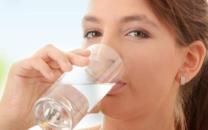 体重|早上起床做这5件“小事”,体重悄悄降,特别第2个,变瘦最好