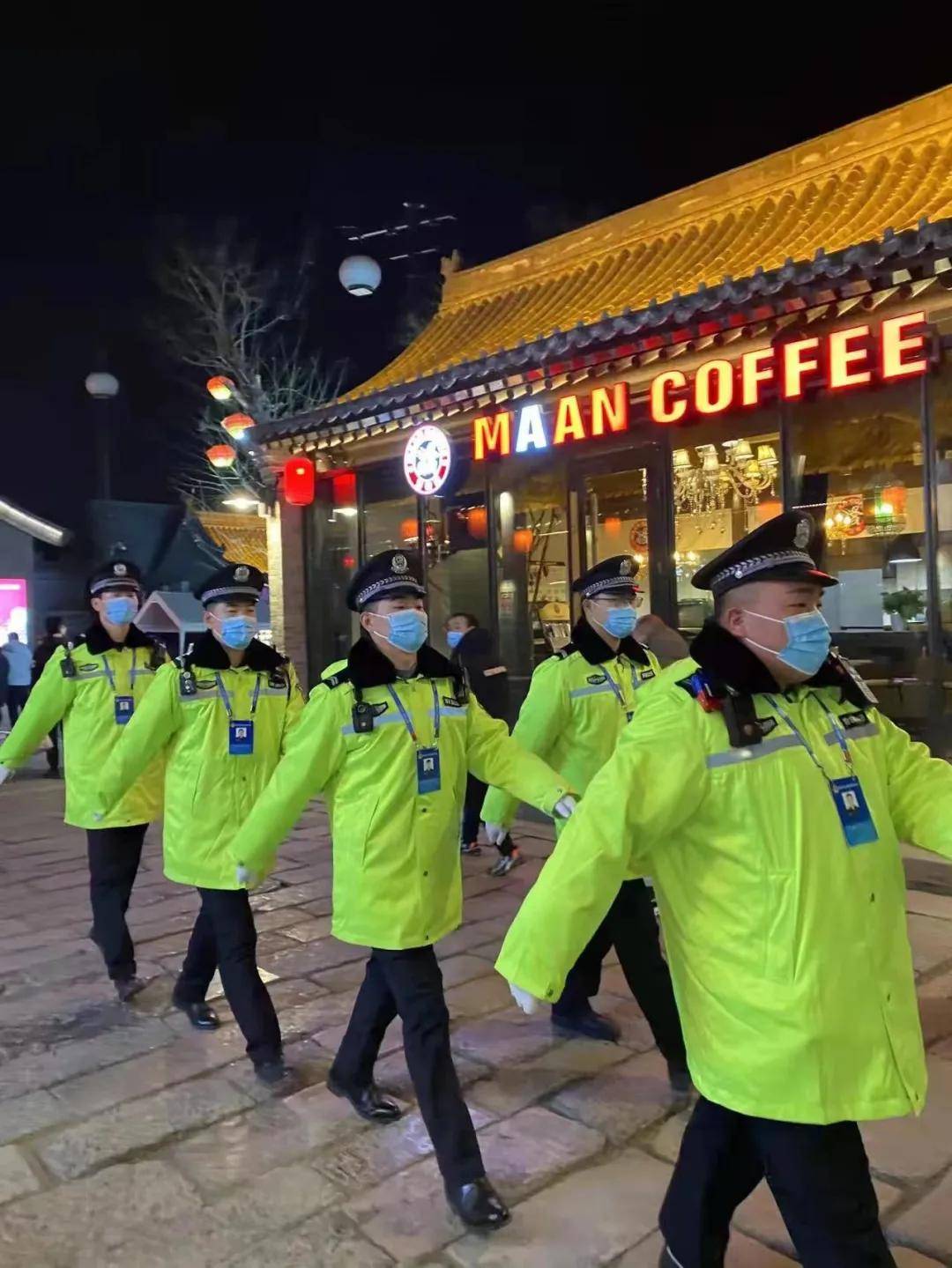 忻府分局圆满完成元旦假期古城景区安保工作