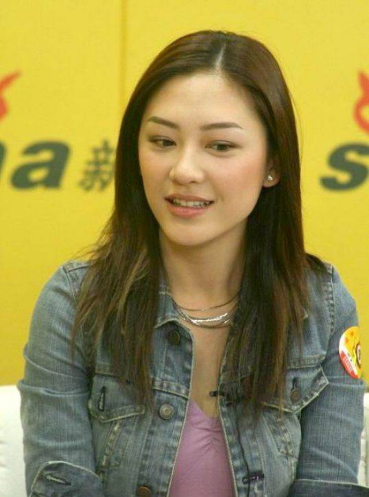 向佐曾对她一见钟情,恋爱成熟见父母时,向太却一句话拒绝了_黄婉佩