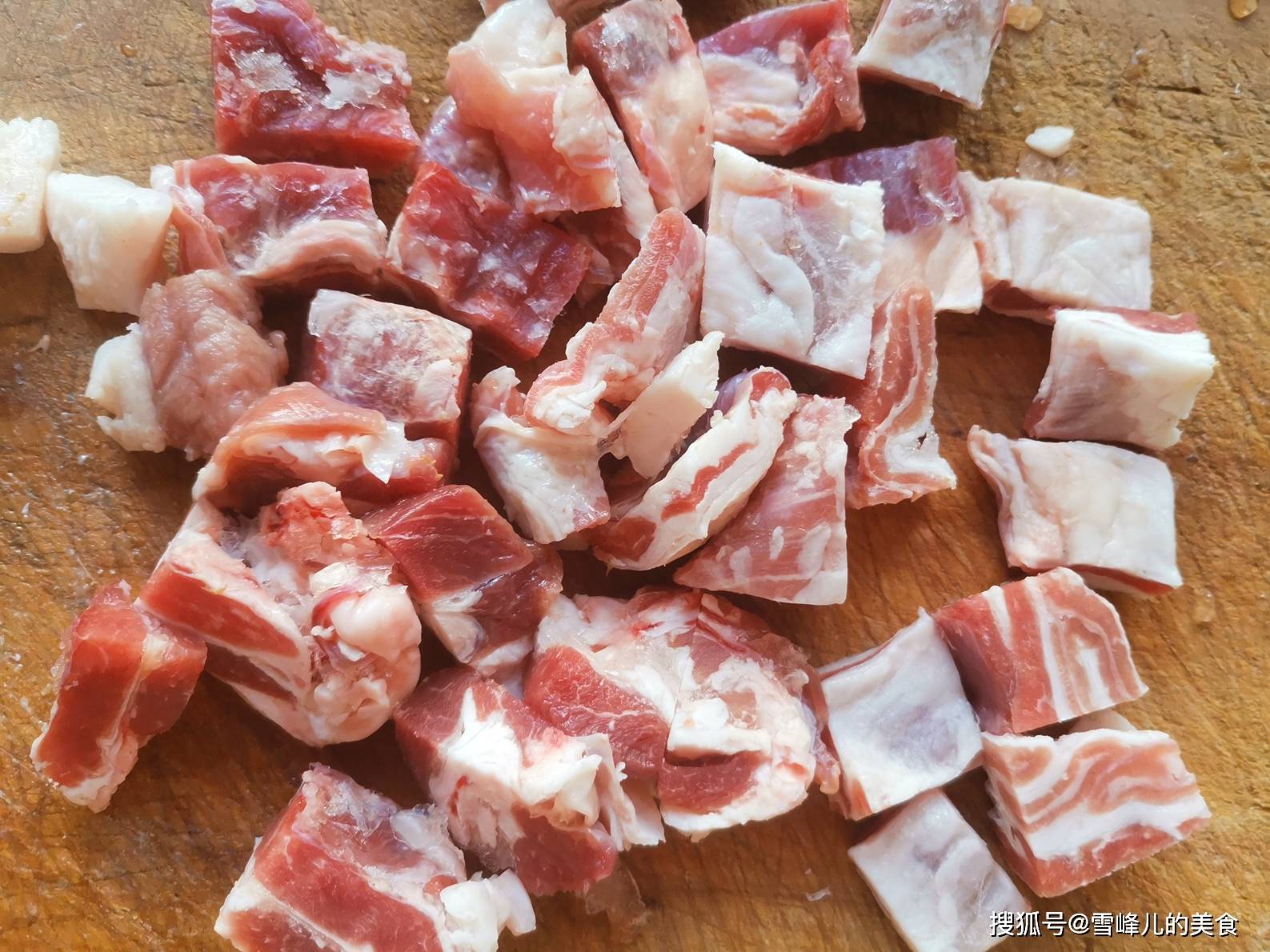 小孩吃牛肉好还是吃猪肉好呢 49b7b03e7eca4c1fb4fd04c9a083187e.jpeg