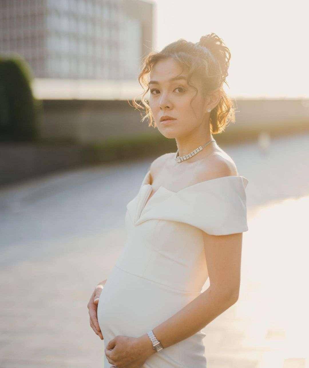 梦想|恭喜！36岁TVB气质女星晒唯美艺术照宣布怀二胎，曾为梦想放弃高薪工作