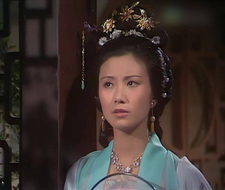 70～80年代tvb古装美人，颜值巅峰期角色个个秒杀现在的古装美女程灵素翁美玲黄蓉 7540