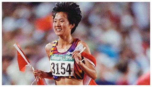 王军霞现今现状 354044d452e3414e8b067c35b486cc20.jpeg