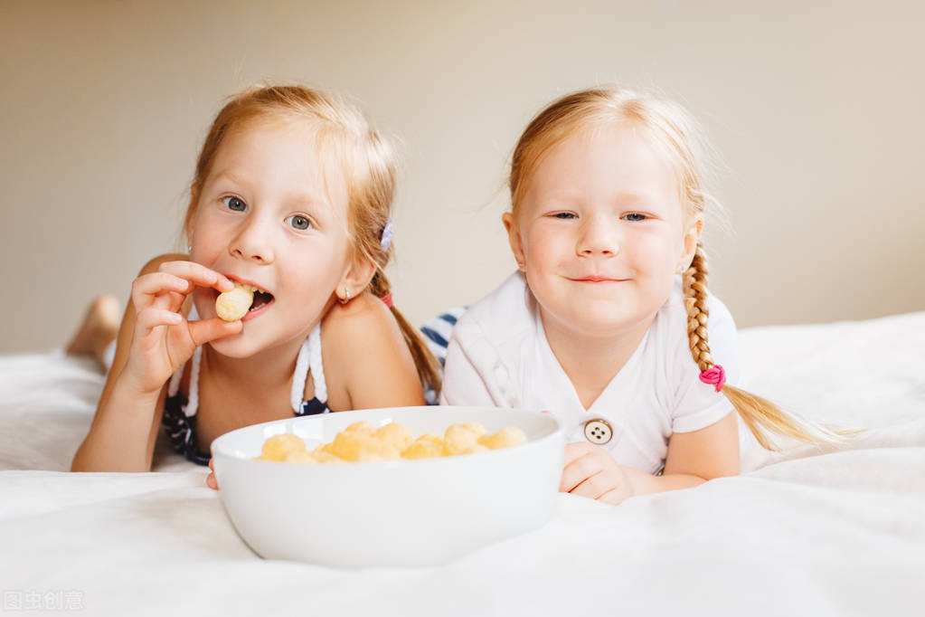 因为|如何帮助孩子戒掉零食？这3个妙招，可以有效地解决