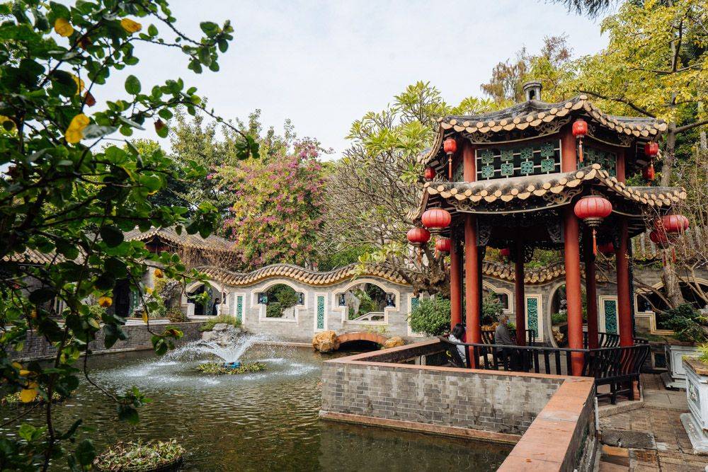 在佛山市中心有一块风水宝地曲径通幽堪比苏州园林