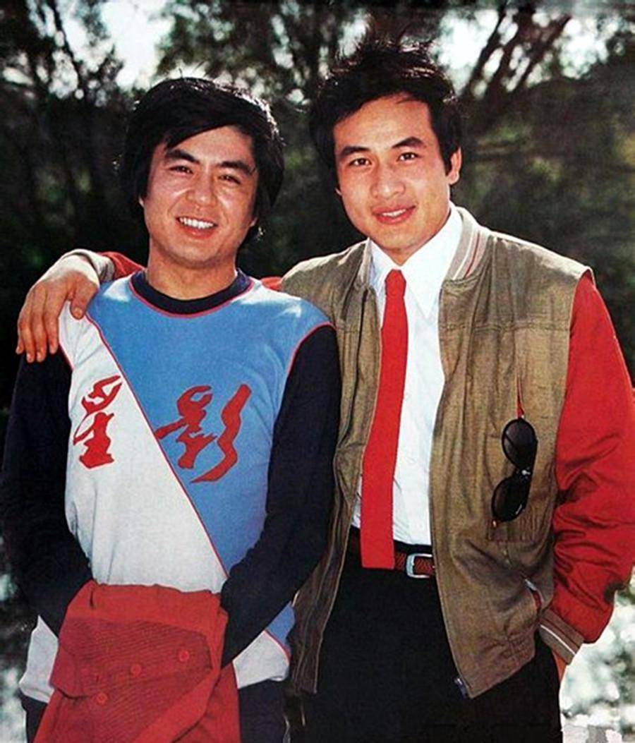 他与梁同裕都是长影帅哥戏中与龚雪相恋几十年无消息近况如何