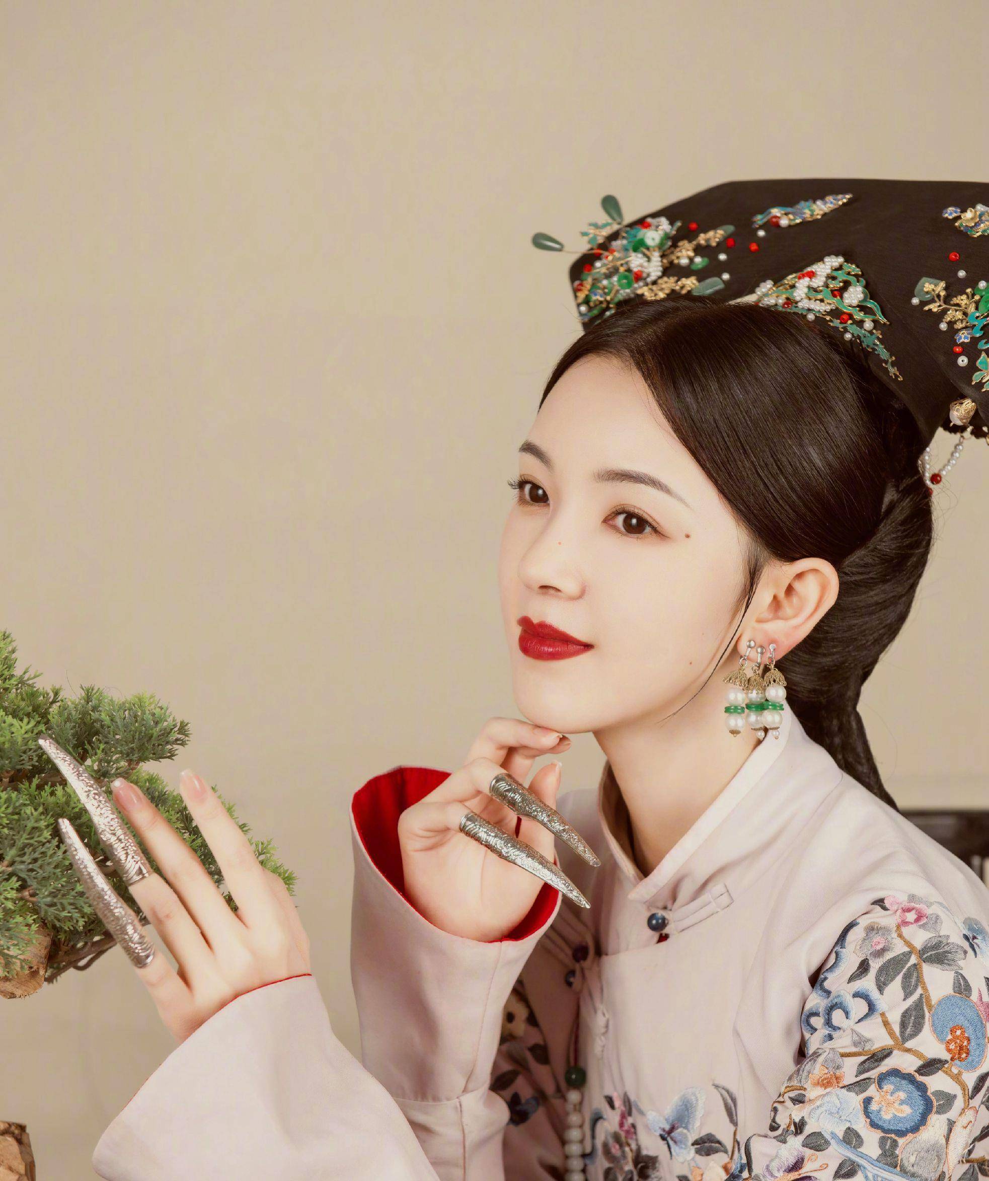 陈瑶清宫造型太可爱了!