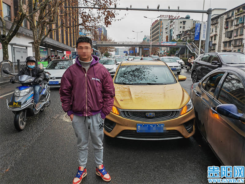 贵阳招聘司机_贵阳 空招路段 发生离奇车祸,护栏刺入轿车,司机穿脑身亡