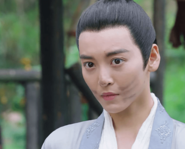 陈珊|冲高圆圆追《完美伴侣》，没想到被女三号“惊鸿一瞥”惊艳了