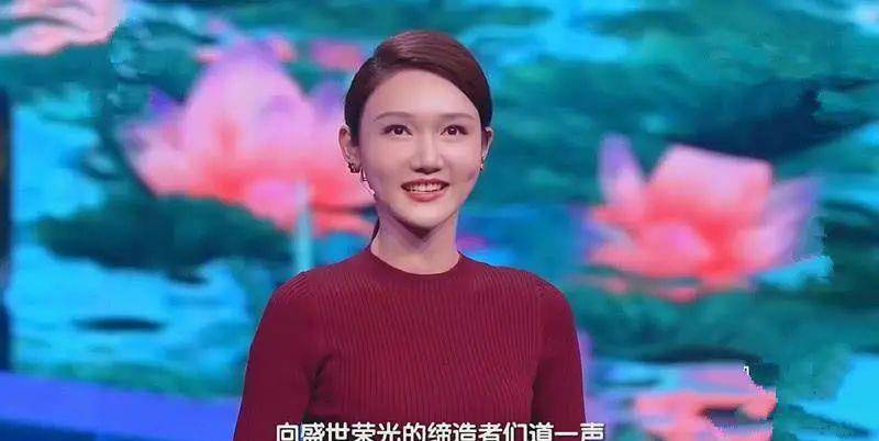 张韬|央视金童玉女配一脸，一出场就是满堂彩