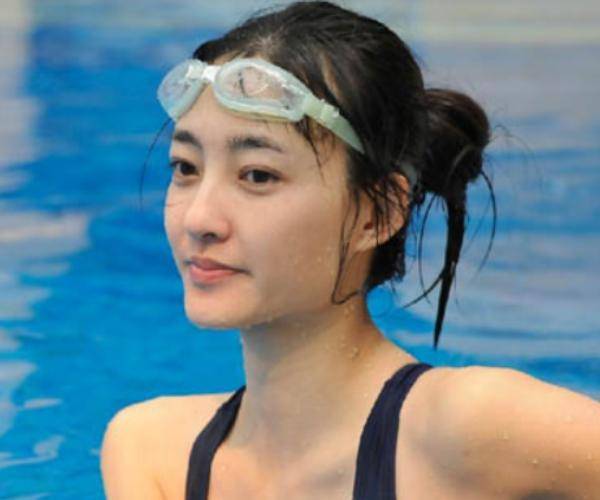 女神|王丽坤有演技有作品，更是有名的素颜女神，可惜始终没能火起来