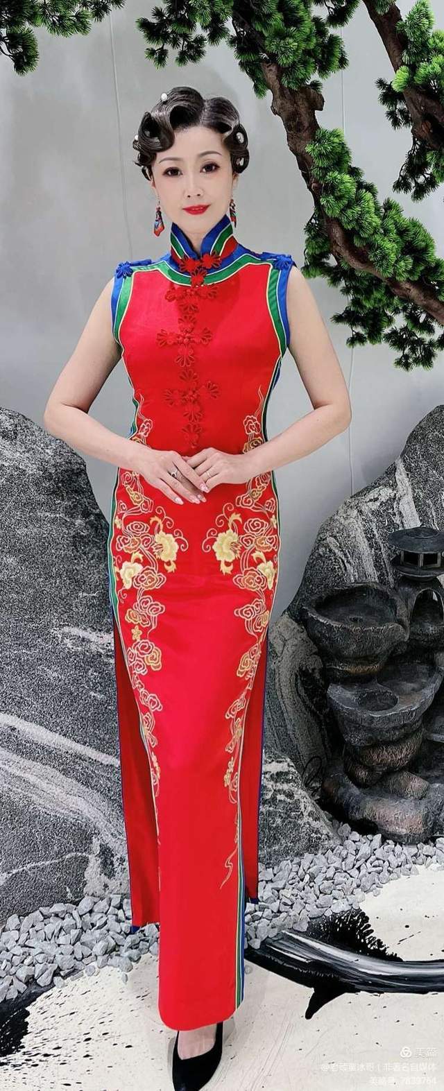 朱雯 