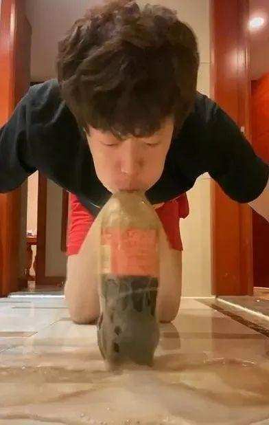 从体坛的跳高新星到粉丝千万的大网红张国伟该不该被责骂