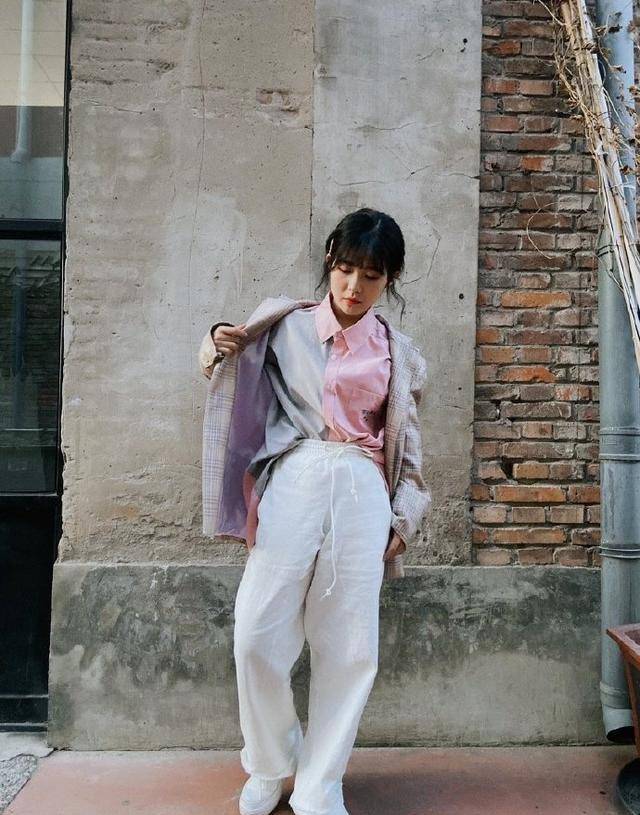 发型赖美云恢复后首晒全身照，长发变短发全靠扎辫子，又学会了一招