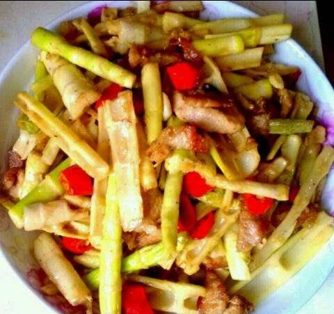 如何炒竹笋才好吃 0fb6d73f0d1d49fabd2cdbf2d417e652.jpeg