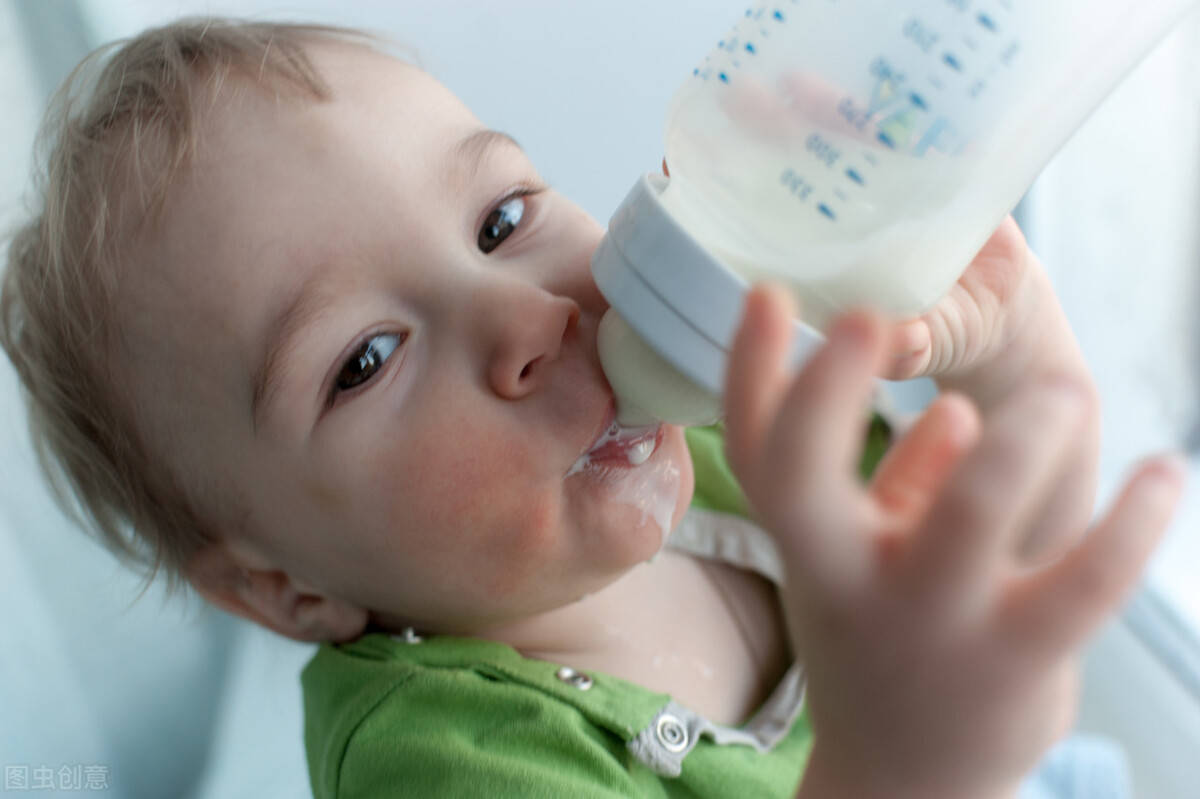 不同月龄宝宝的吃奶量大不同，看看你都喂够了吗？ - 知乎
