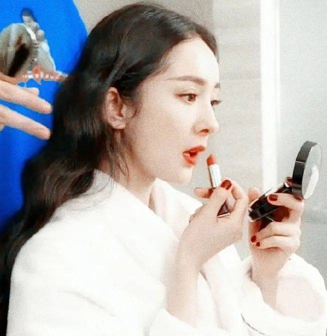 小天00后小花厮杀战,这次刘浩存输得有点惨…