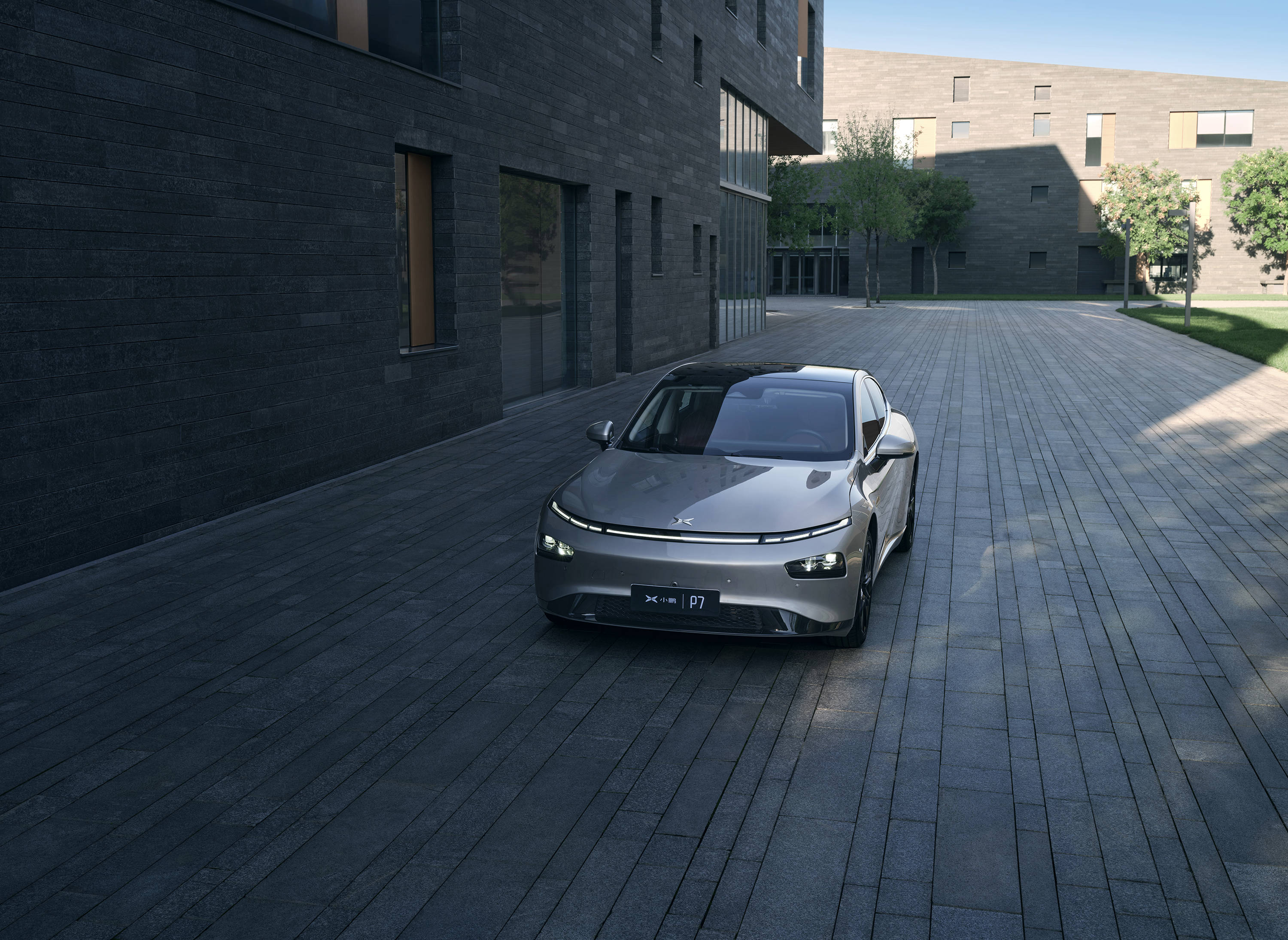 2021全年交付数据破6万小鹏p7神车人设立住了