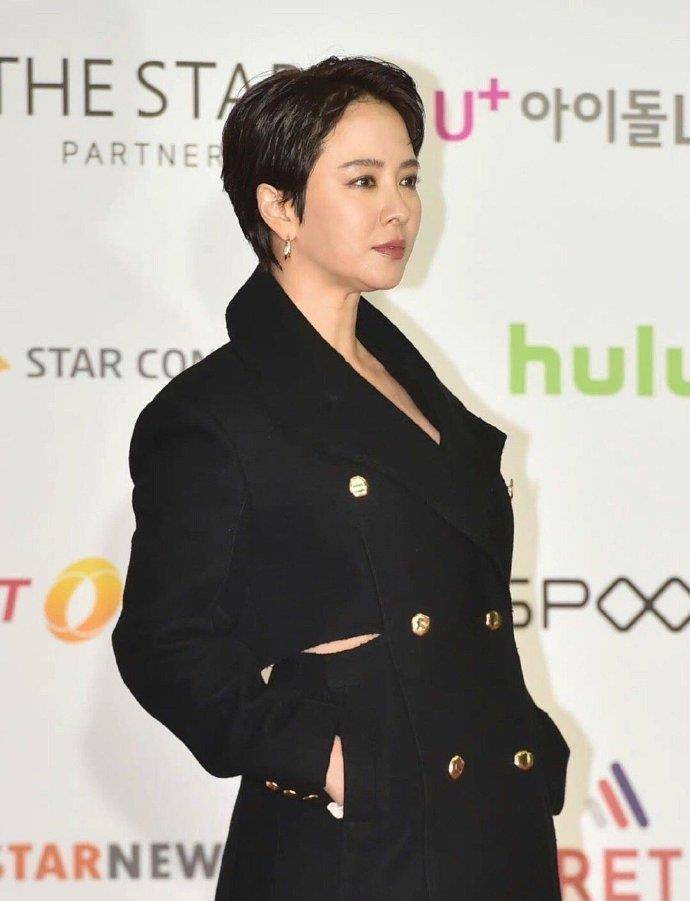 马丽造型不适合有多可怕?宋智孝变“韩国马丽”让人认不出