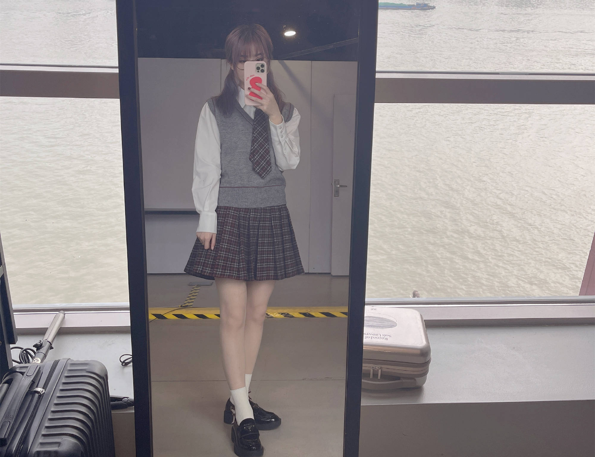 dota2美女解说yuno酱锐评职业战队lgd最强rng和ig暂时还很菜