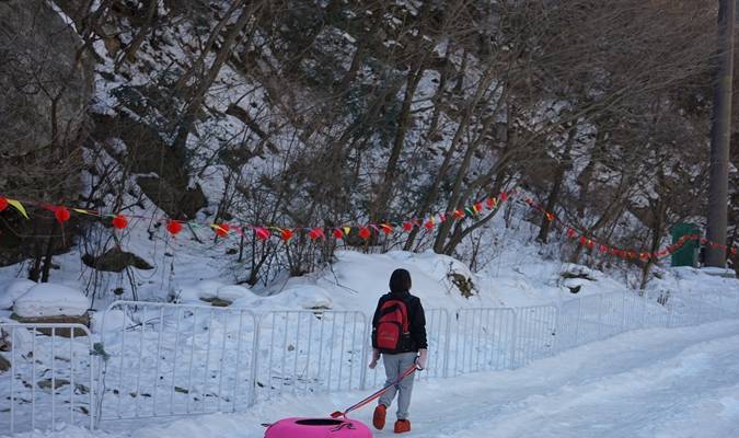 滑雪、玩雪、看地质奇观，老西安最爱的秦岭山，藏着太多冬趣