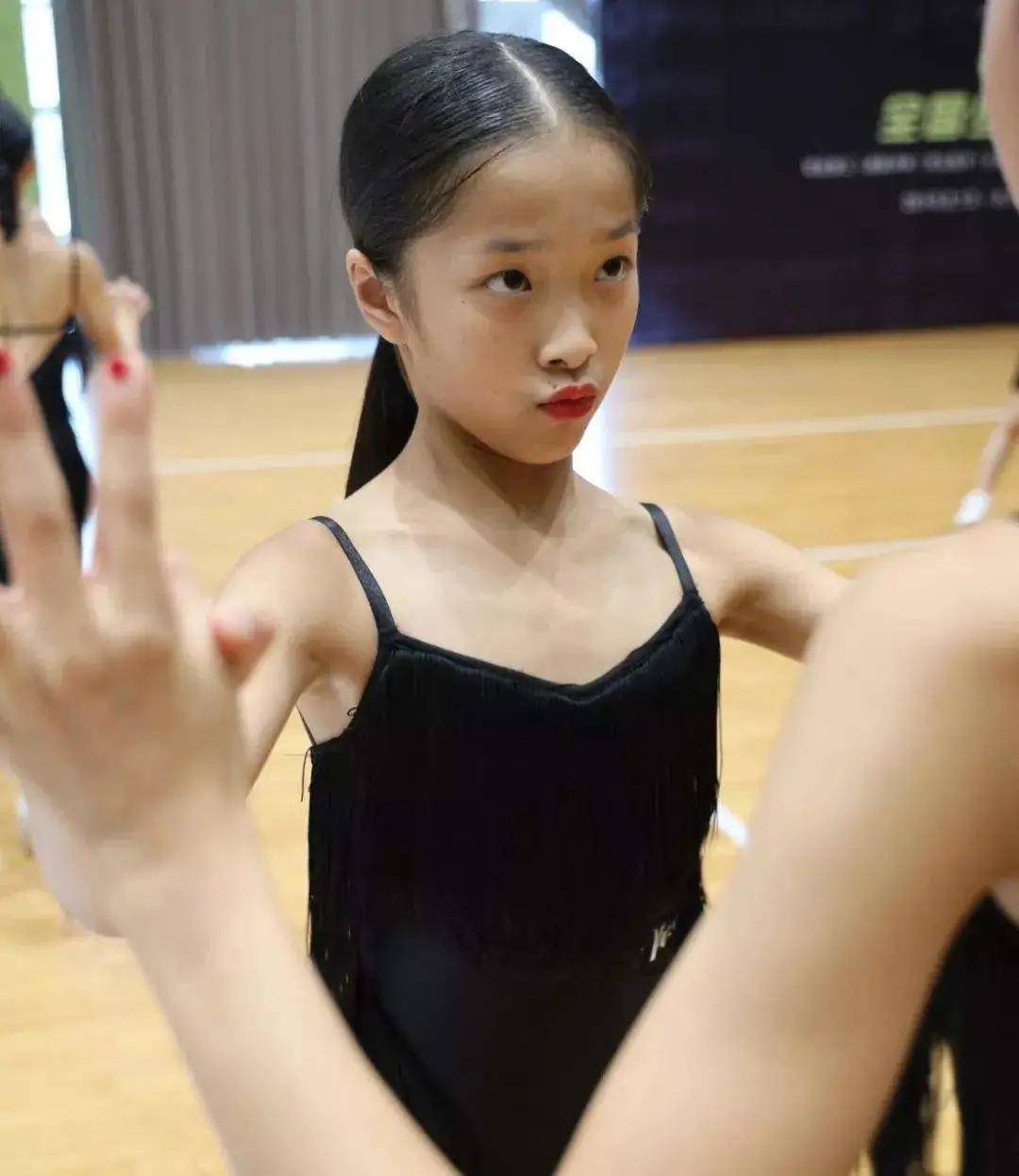 吴若雯_老天_世界杯