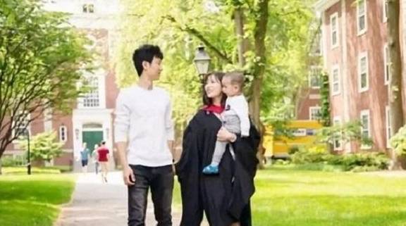 原创             鲁林希放弃了清华北大去留学，大学怀孕生子，现在的她过得怎么样