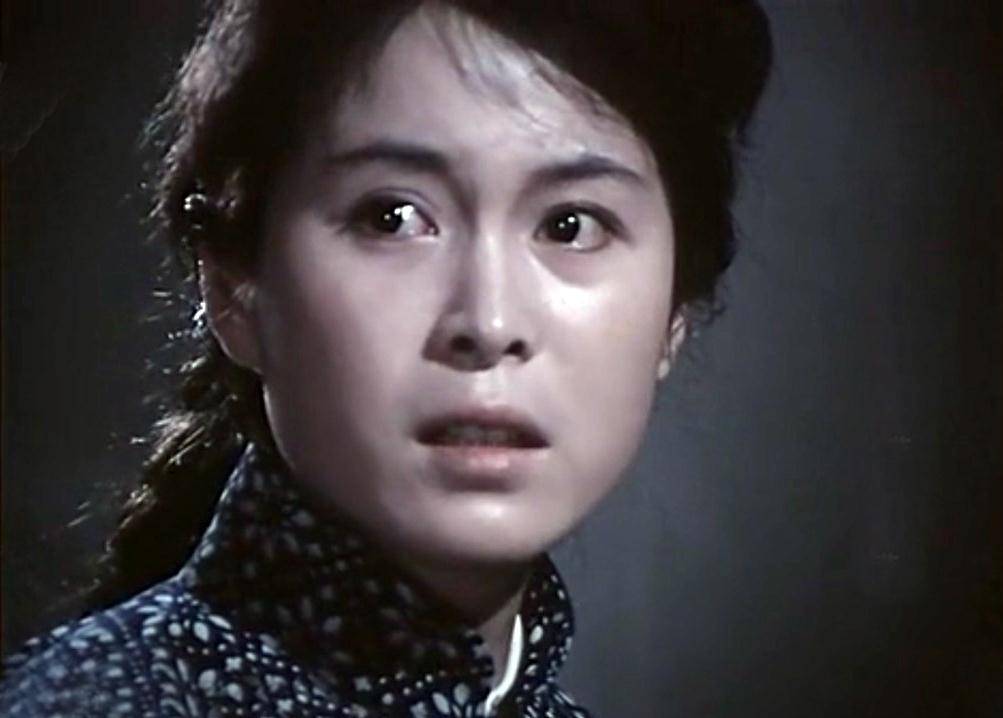 因为|昔日女星王琴宝 美丽又温柔 80年代“标准女友”如今61岁被淡忘