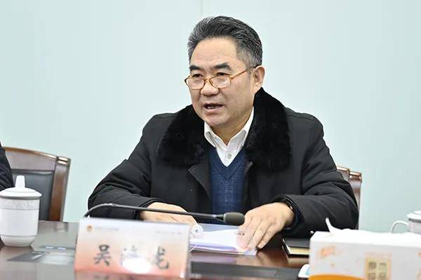 射阳县委常委,政法委书记付阳介绍了射阳县情,并表示县委,县委政法委